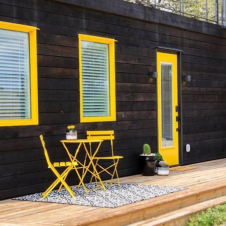 New The Yellow Beacon-Luxury Shipping Container Fredericksburg Exterior foto
